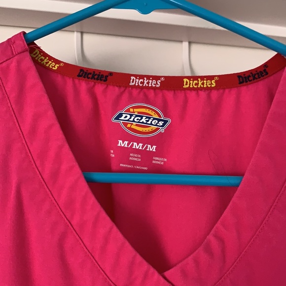 Women’s Pink Scrub Top - Picture 2 of 5